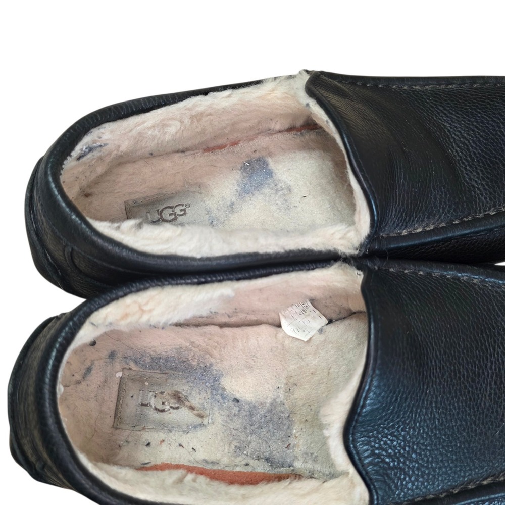 UGG Ascot Mens 12 Black Leather Shearling Lined Moccasin Slippers 5379E - Picture 8 of 16